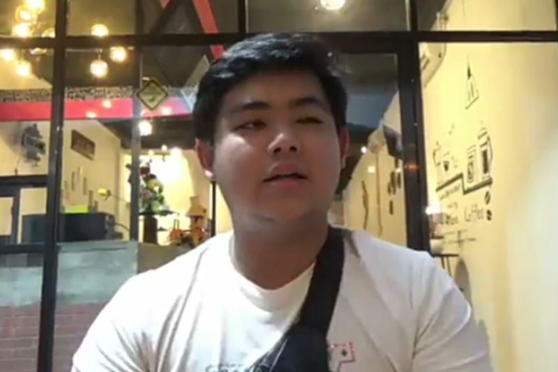 Jhonson, anak Rudi.